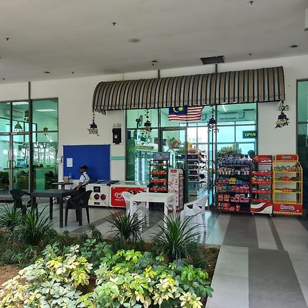 Hideaway At Cybersquare Apartamento Cyberjaya Exterior foto